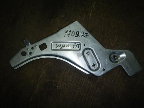 Фотография Кронштеин лонжерона, Nissan Juke