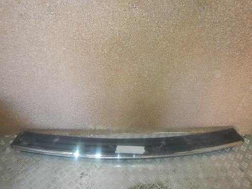 Фотография Накладка бампера заднего, Chevrolet (Шевроле)-TAHOE (14-)