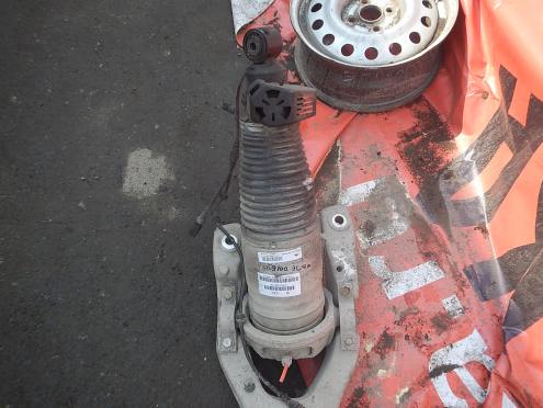 Фотография Амортизатор задний левый, Volkswagen (Фольксваген)-TOUAREG (02-10)