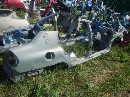 Фотография Боковина правая, Renault (Рено)-CLIO/SYMBOL (98-08)