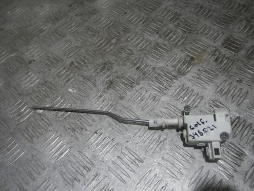 Фотография Активатор лючка бензобака, Volkswagen (Фольксваген)-GOLF VI (09-12)