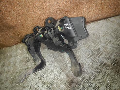 Фотография Блок педалей, Fiat (Фиат)-LINEA (07-)