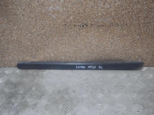 Фотография Накладка стекла переднего левого, ГРУЗОВЫЕ АВТОМОБИЛИ-IVEKO