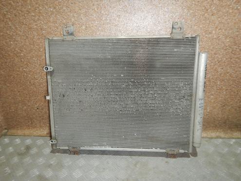 Фотография Радиатор кондиционера (конденсер), Toyota (Тойота)-HIACE (01-)