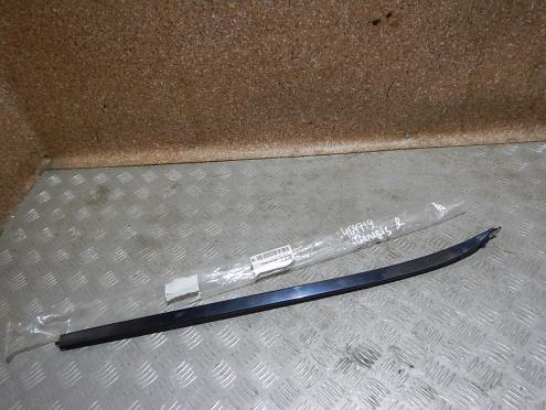 Фотография Молдинг лобового стекла, Genesis (Дженесис)-G80 (17-20)