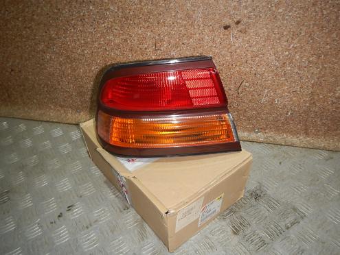 Фотография Фонарь задний левый, Nissan (Ниссан)-MAXIMA (A32) (94-00)