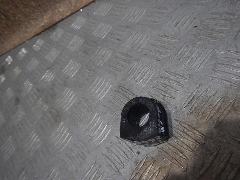 Фотография Втулка (передняя подвеска), Nissan (Ниссан)-PATROL (Y61) (97-09)