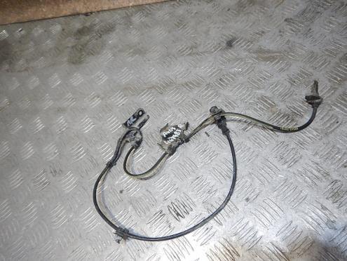 Фотография Датчик ABS передний правый, Toyota (Тойота)-AURIS (06-13)