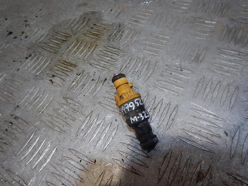 Фотография Форсунка инжекторная электрическая, Mazda (Мазда)-323 (BJ) (98-02)