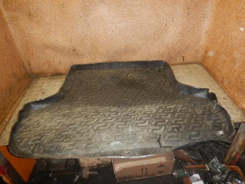 Фотография Коврик багажника, ВАЗ (VAZ)-LADA PRIORA (ПРИОРА)