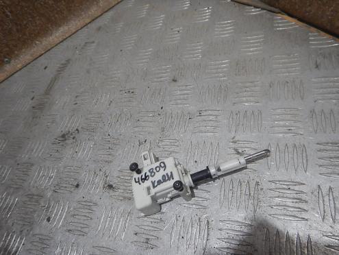 Фотография Активатор замка багажника, Porsche (Порше)-CAYENNE (03-10)