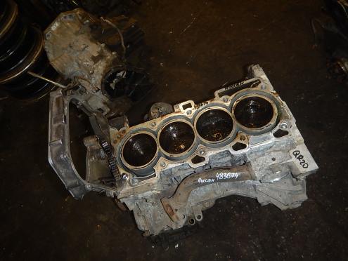 Фотография Блок двигателя, Nissan (Ниссан)-X-TRAIL (T30) (01-06)