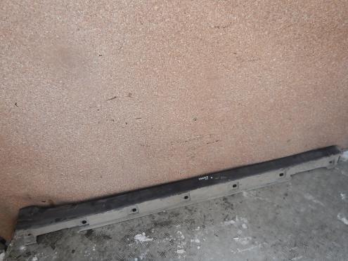 Фотография Накладка порога наружная правая, Subaru (Субару)-XV (17-)