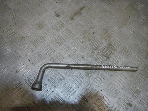 Фотография Ключ баллонный, Fiat (Фиат)-DOBLO (05-15)