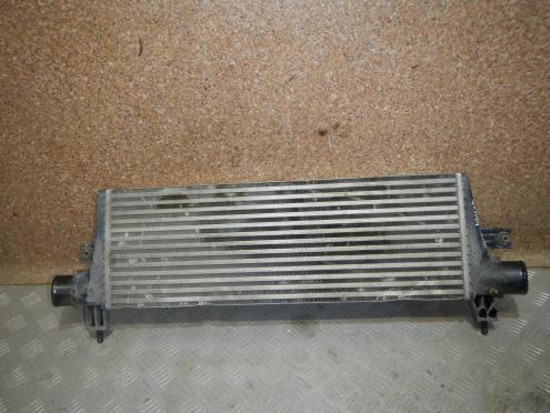 Фотография Интеркулер, Toyota (Тойота)-HILUX PICK-UP (15-)