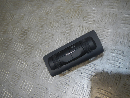 Фотография Кнопка открывания багажника, EXEED (Эксид)-LX (19-)