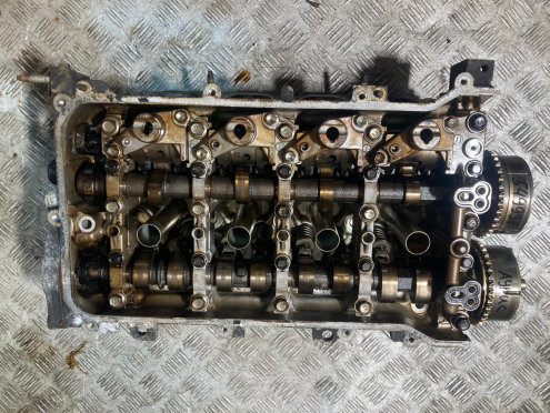 Фотография Головка блока цилиндров (ГБЦ), Toyota (Тойота)-AURIS (06-13)