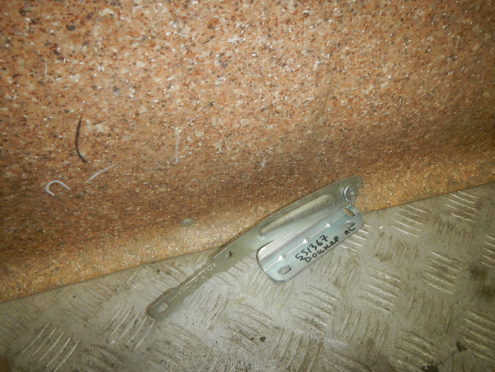 Фотография Петля капота левая, Renault (Рено)-DOKKER (12-)