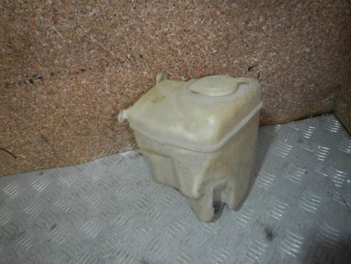 Фотография Бачок омывателя лобового стекла, Toyota (Тойота)-SPRINTER (-95)