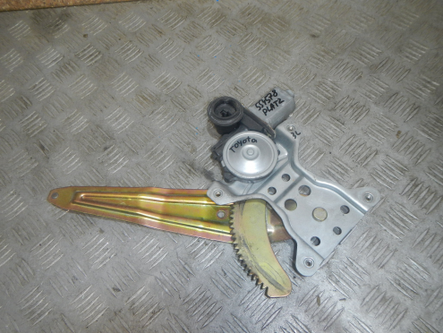 Фотография Стеклоподъемник электр.задний левый, Toyota (Тойота)-PLATZ (99-05)