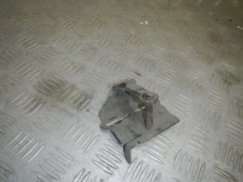 Фотография Замок капота, ГРУЗОВЫЕ АВТОМОБИЛИ-SCANIA G-SERIE