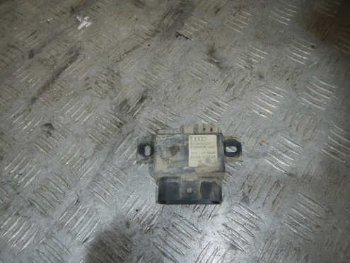 Фотография Блок электронный, Volkswagen (Фольксваген)-CADDY (11-)