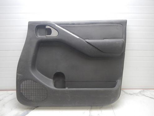 Фотография Обшивка двери передней правой, Nissan (Ниссан)-NAVARA (D40) (05-)