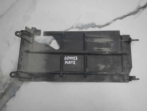 Фотография Воздуховод радиатора правый, Toyota (Тойота)-PLATZ (99-05)