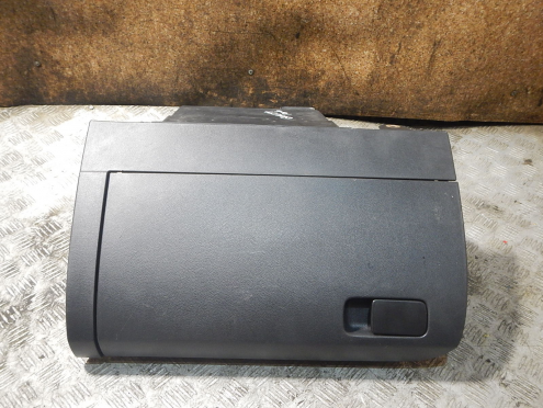 Фотография Бардачок, Volkswagen (Фольксваген)-POLO (SED RUS) (11-)