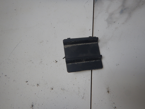 Фотография Заглушка буксировочного крюка, Toyota (Тойота)-LITE ICE (94-)