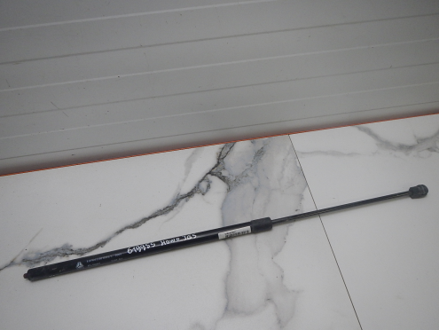 Фотография Амортизатор капота, ГРУЗОВЫЕ АВТОМОБИЛИ-TG5