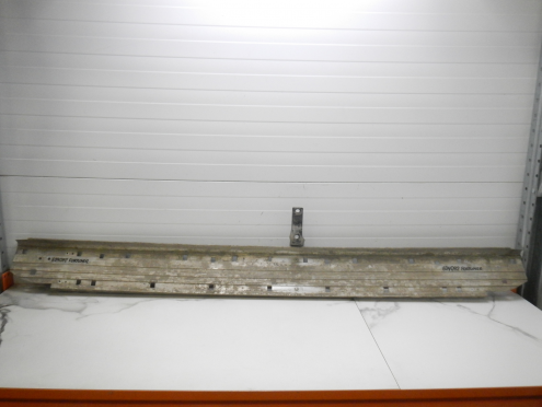 Фотография Кронштейн накладки порога, Toyota (Тойота)-FORTUNER (15-)