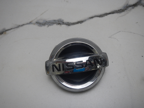 Фотография Эмблема, Nissan (Ниссан)-SKYLINE (01-)