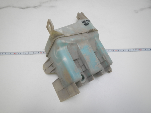 Фотография Бачок омывателя лобового стекла, Toyota (Тойота)-VOXY (R70)(07-13)